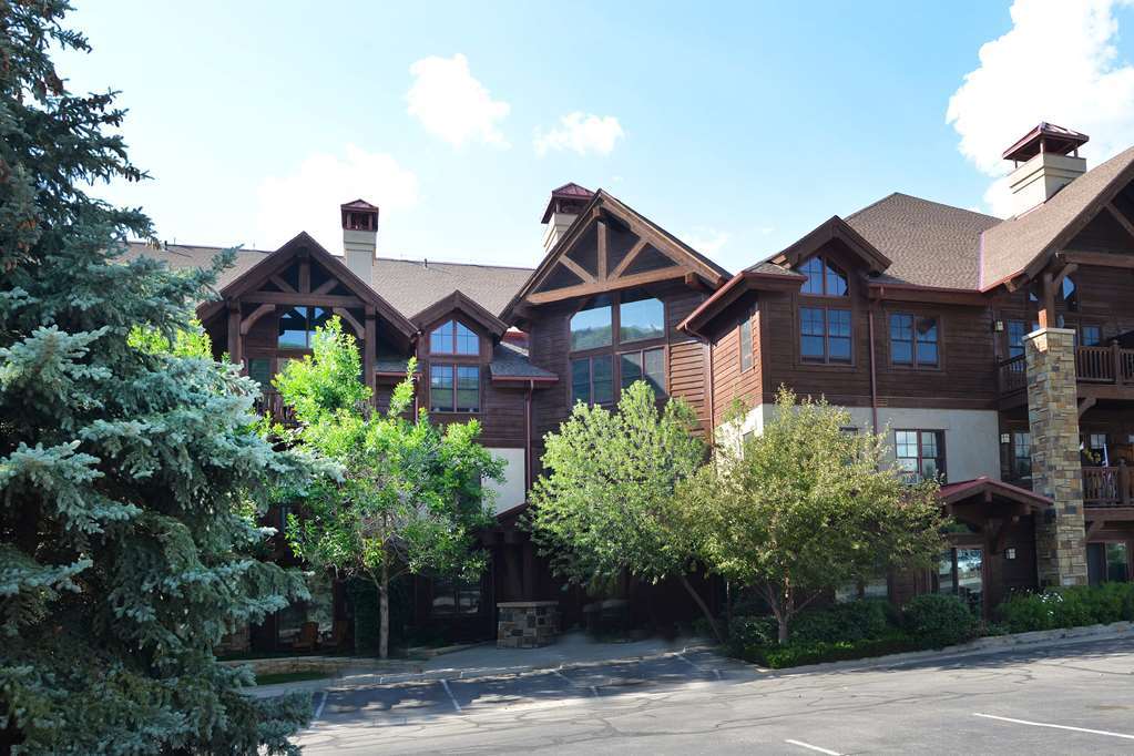 Lodge At Brookside Avon Village Exterior foto