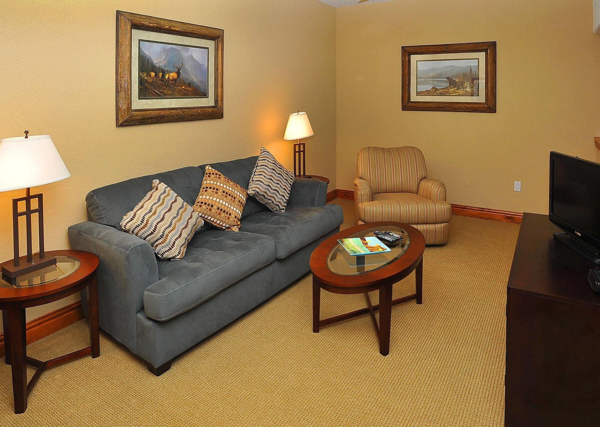 Lodge At Brookside Avon Village Exterior foto